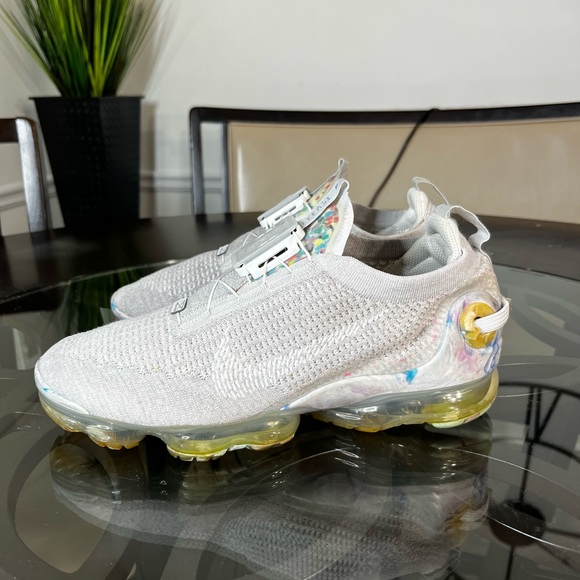 Nike Air Vapor Max Flyknit 2020 Summit White Mens Shoes Sz 10.5